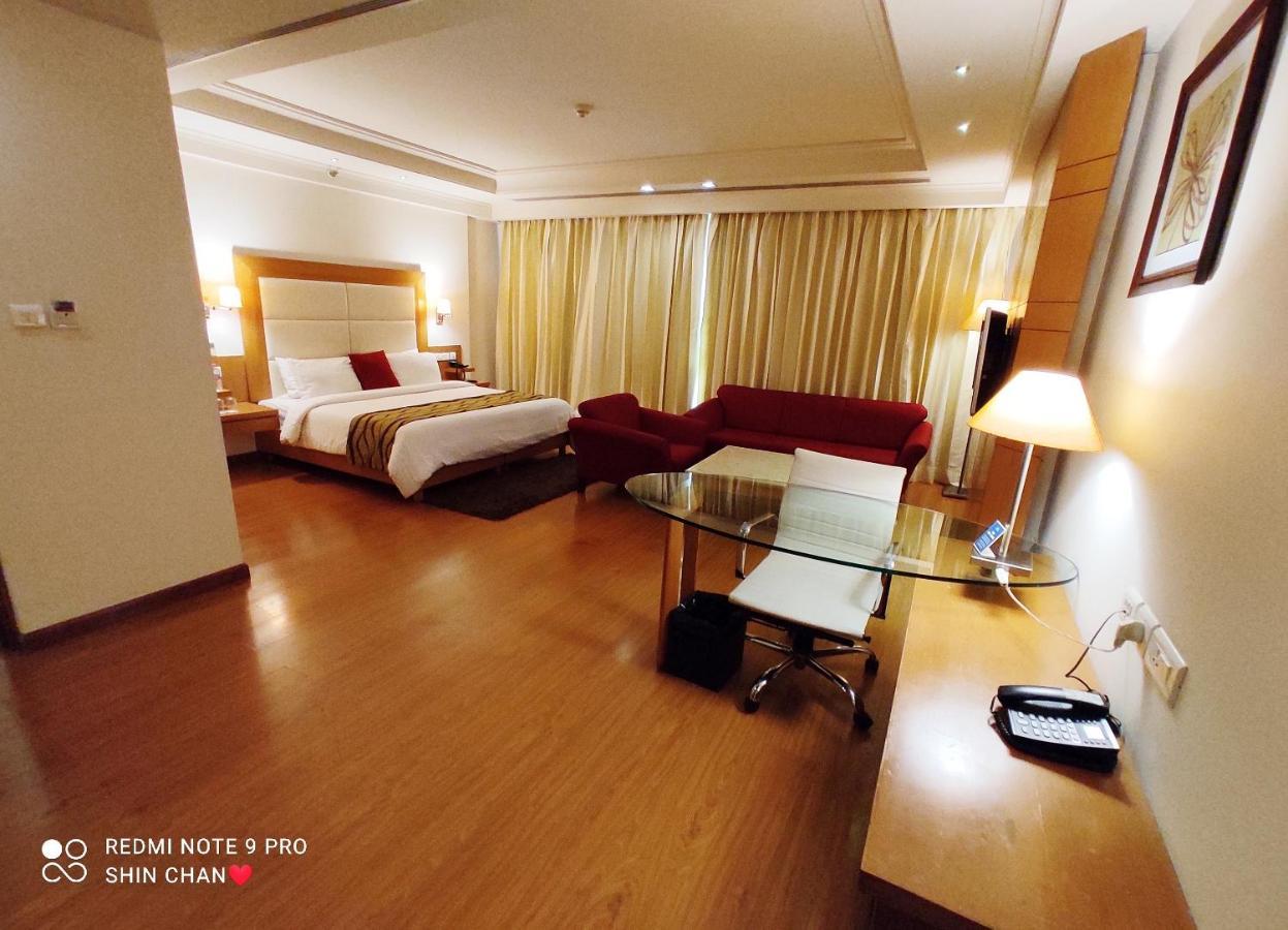 Ambrosia Sarovar Portico Харидвар Экстерьер фото